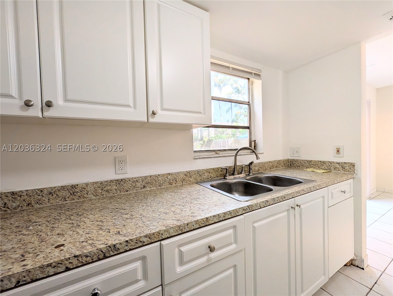 MOWRY VILLAS - Residential Lease