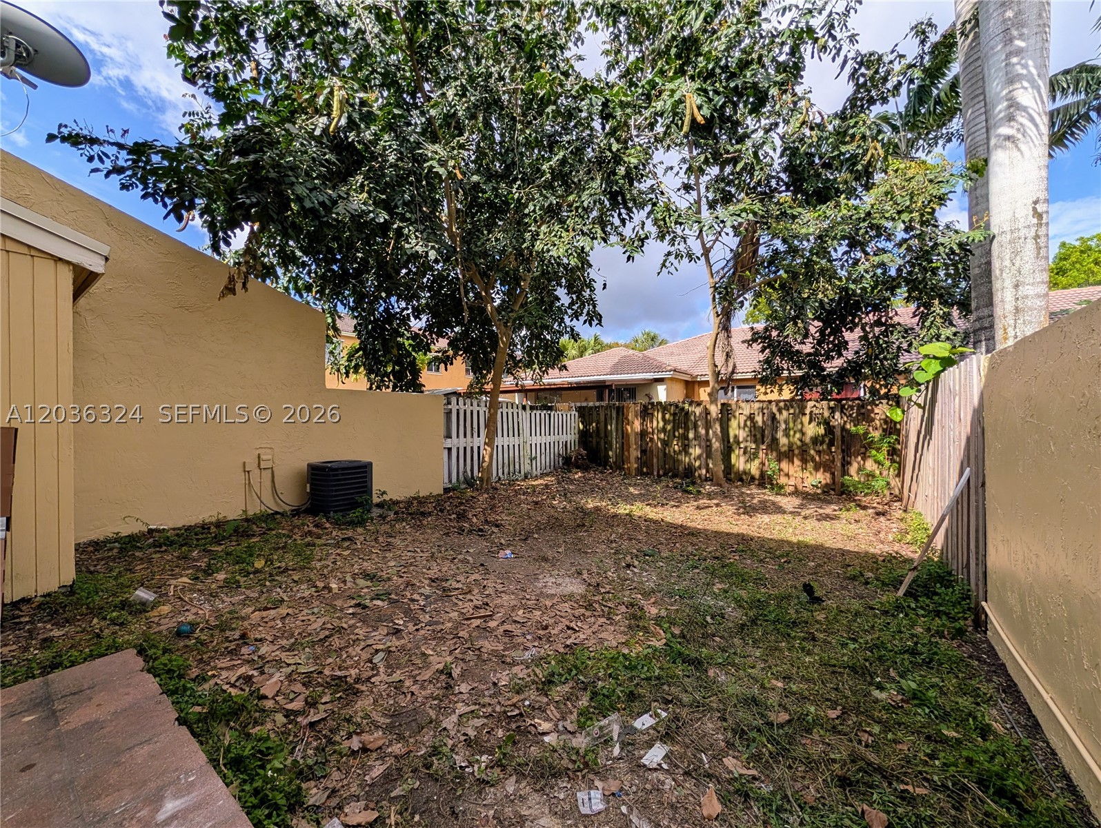 MOWRY VILLAS - Residential Lease