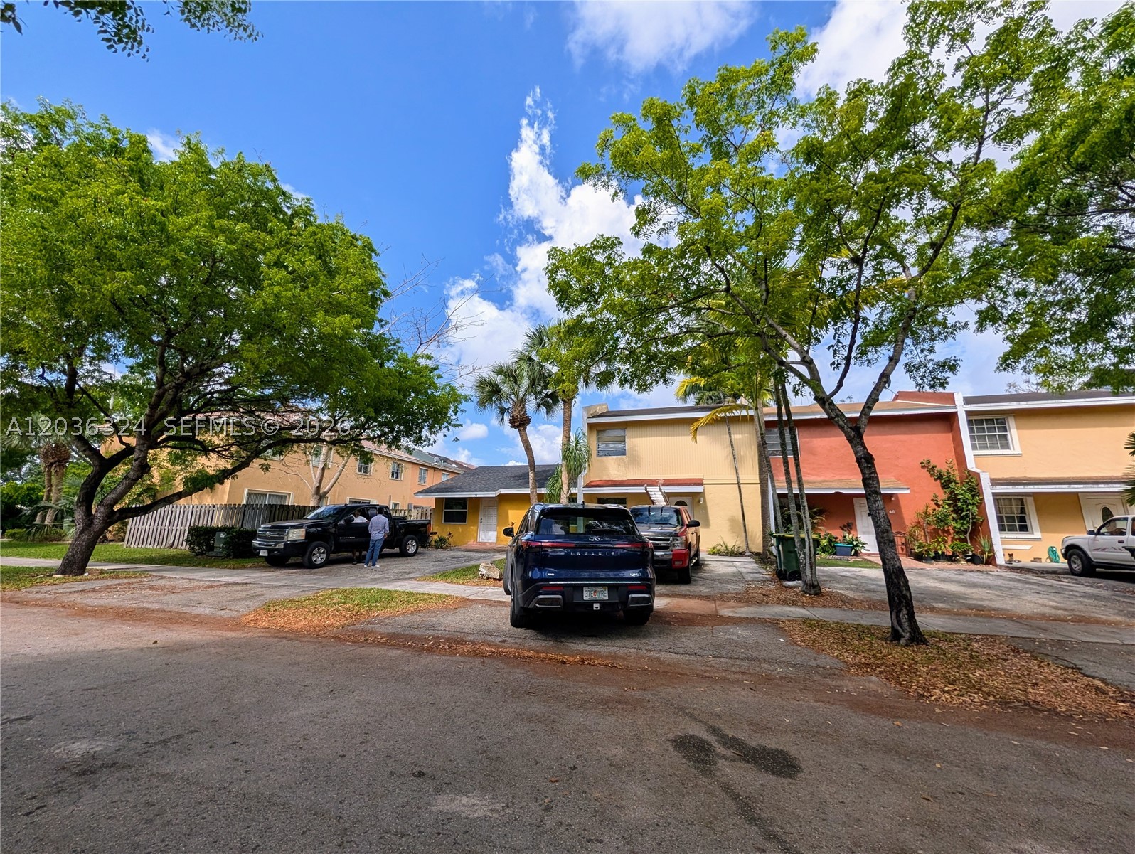 MOWRY VILLAS - Residential Lease
