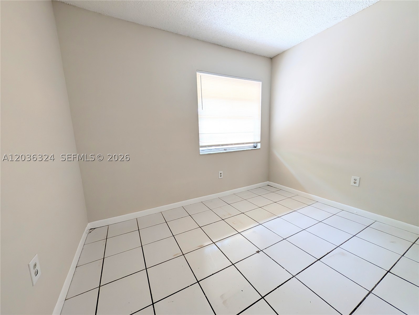 MOWRY VILLAS - Residential Lease