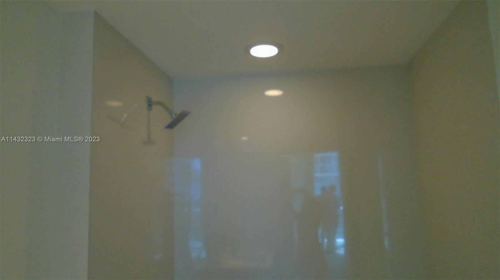 1100 MILLECENTO RESIDENCE - Residential Lease