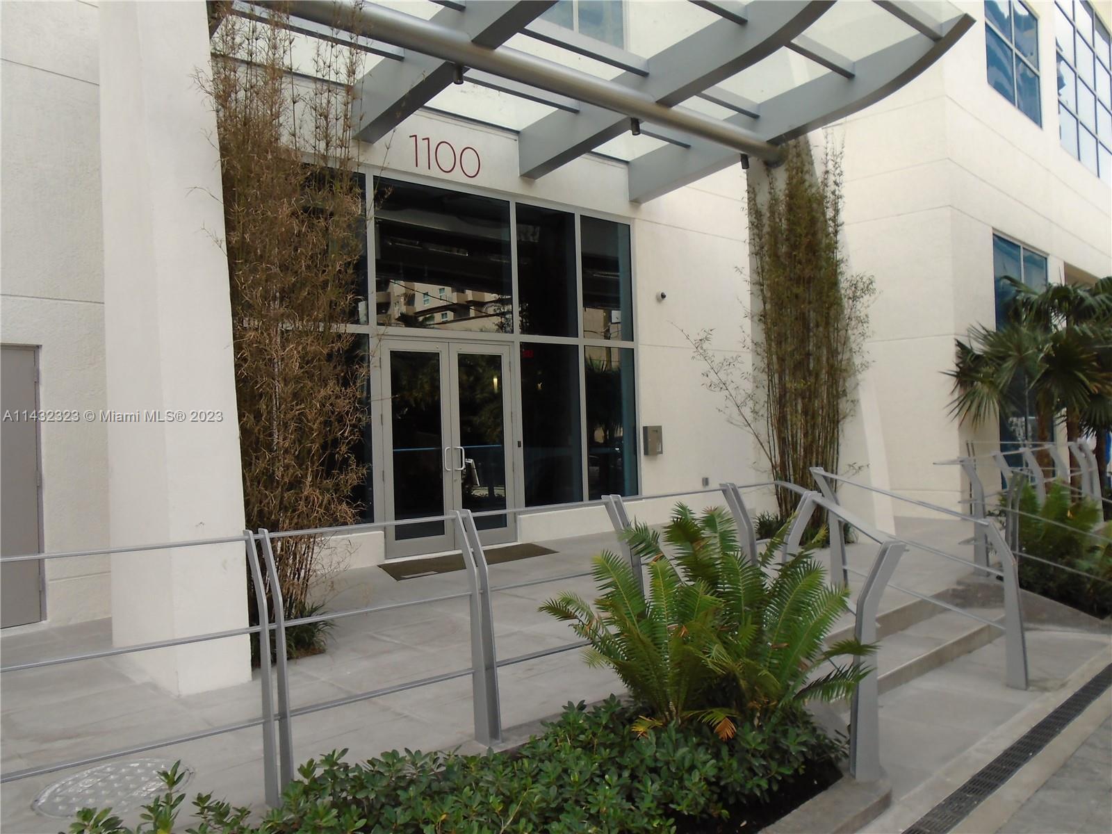 1100 MILLECENTO RESIDENCE - Residential Lease