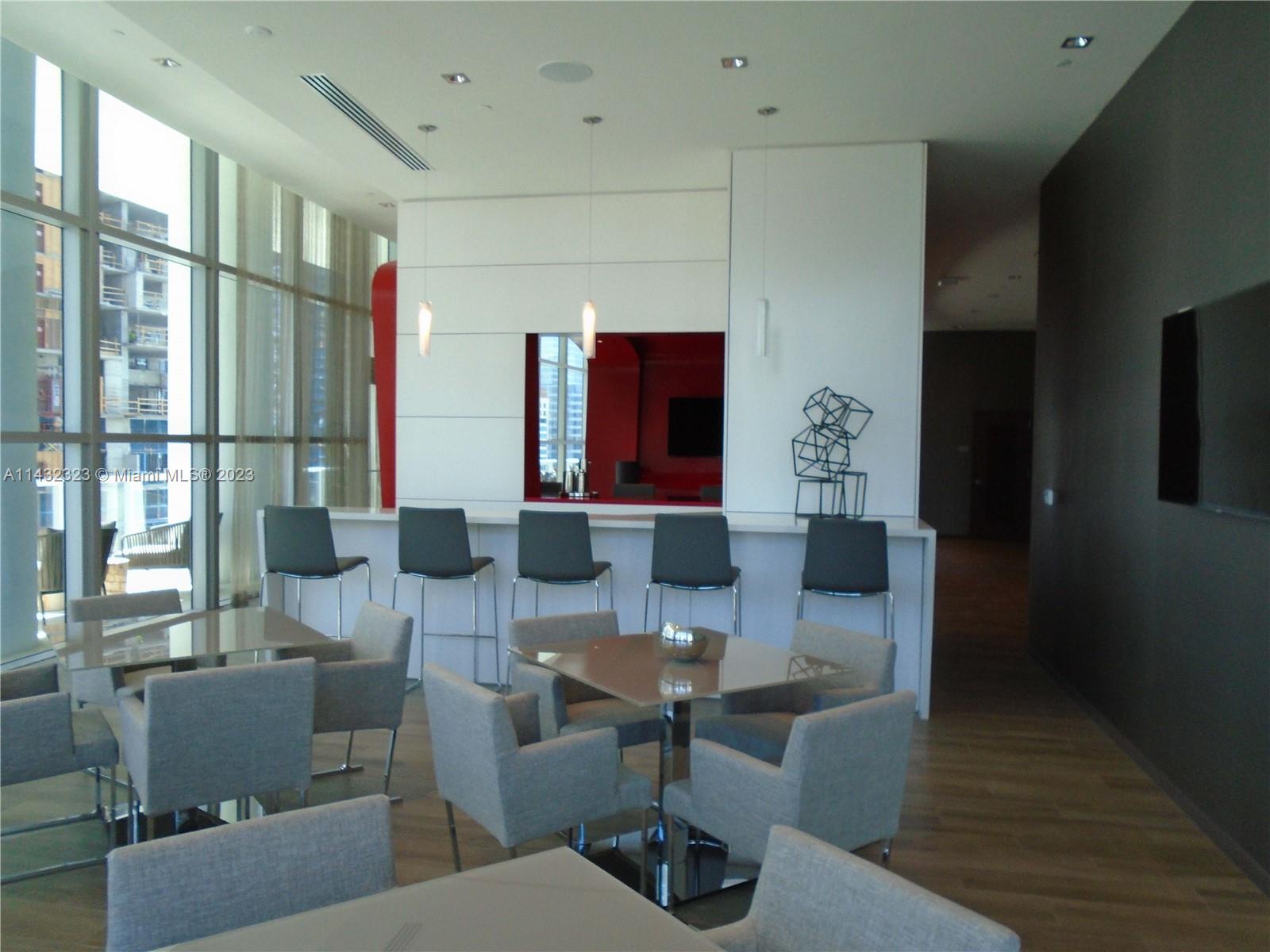 1100 MILLECENTO RESIDENCE - Residential Lease