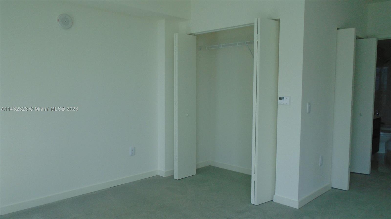 1100 MILLECENTO RESIDENCE - Residential Lease