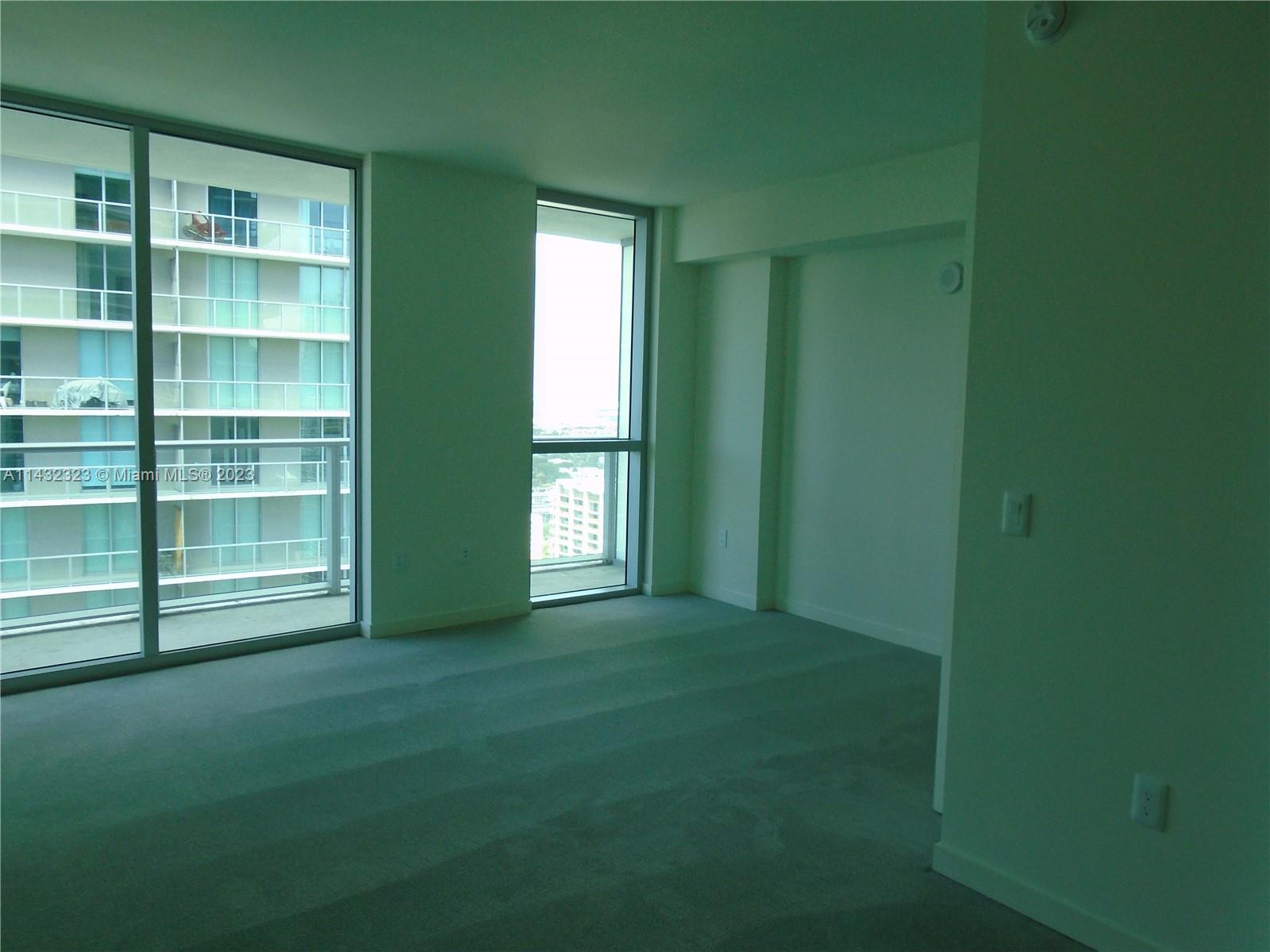 1100 MILLECENTO RESIDENCE - Residential Lease