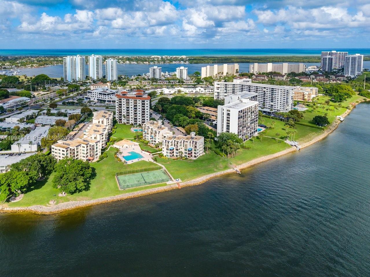 EVERGLADES OF NORTH PALM - Residential