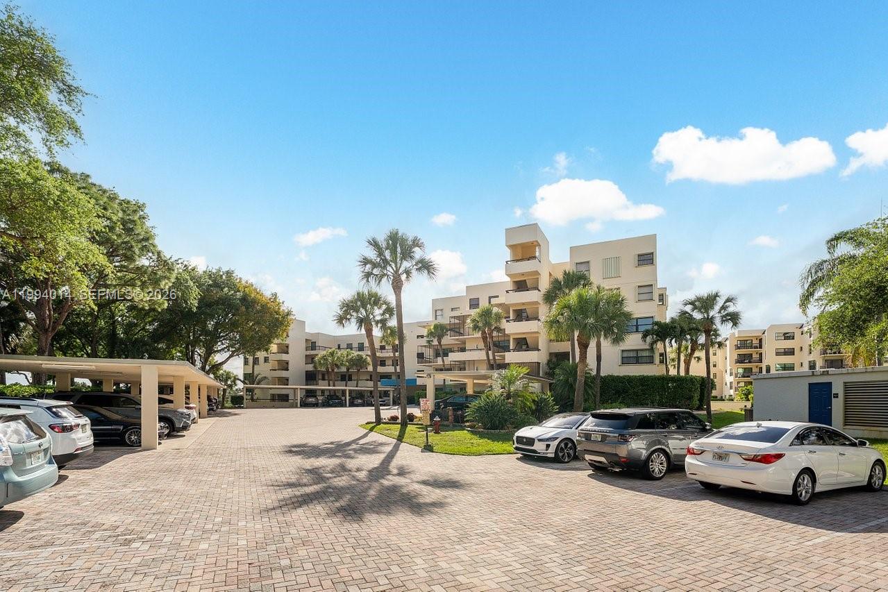 EVERGLADES OF NORTH PALM - Residential