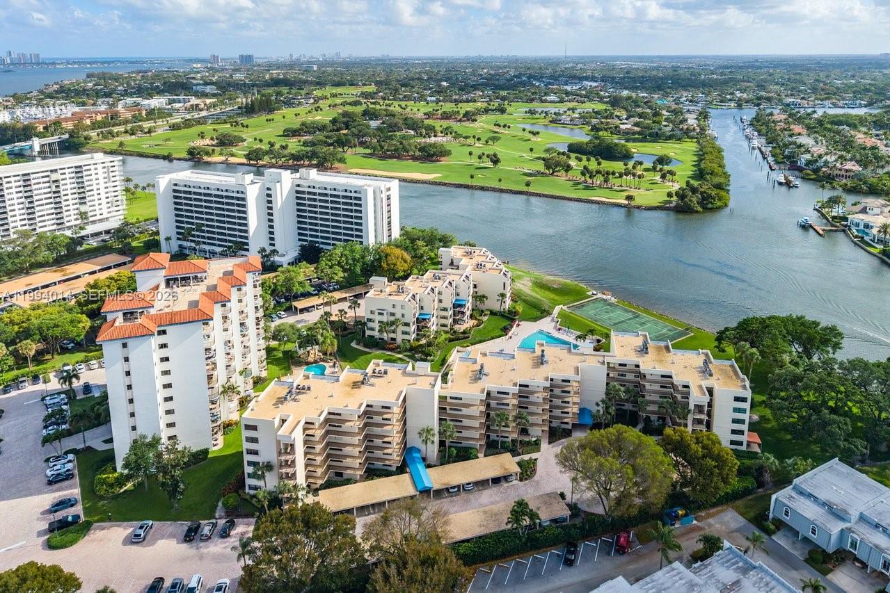EVERGLADES OF NORTH PALM - Residential
