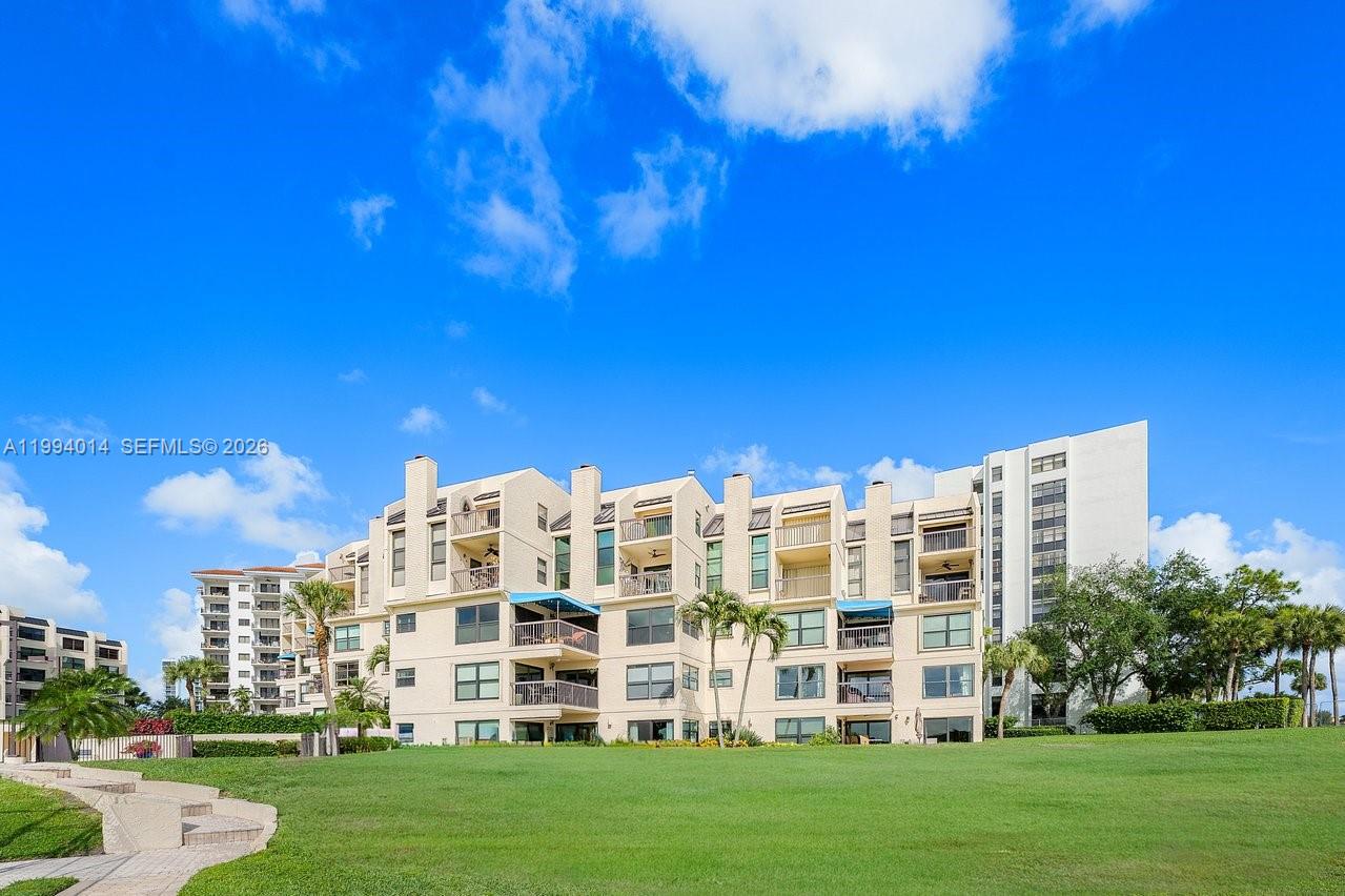 EVERGLADES OF NORTH PALM - Residential