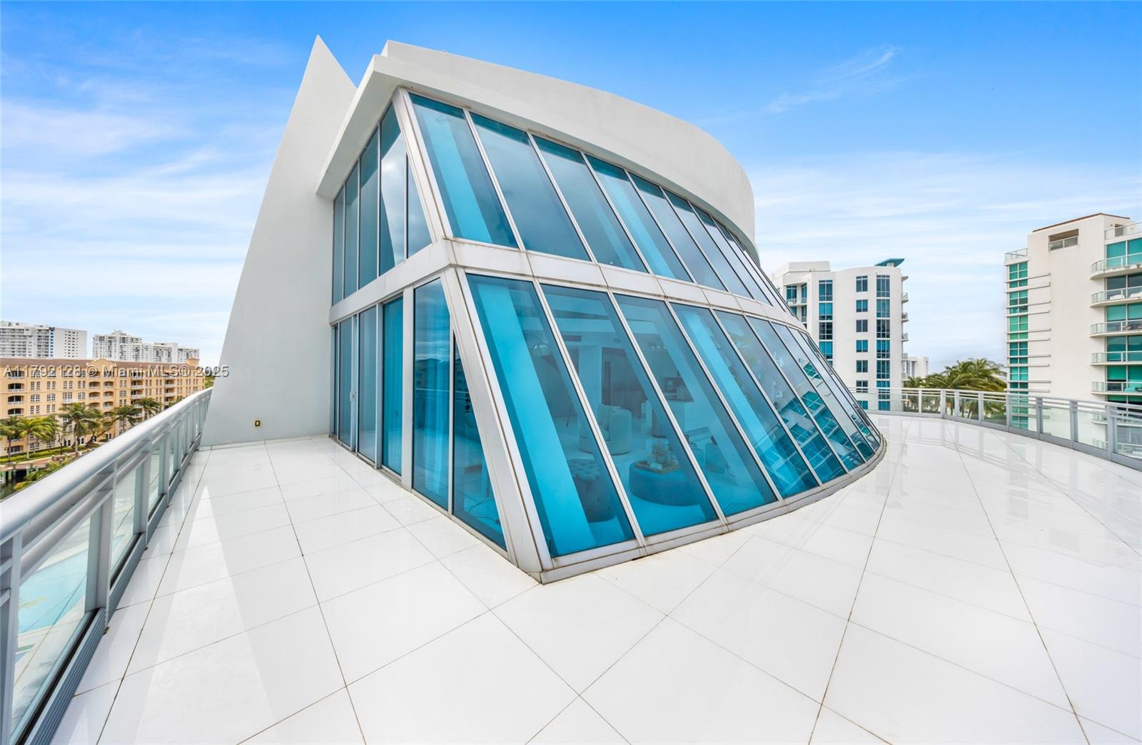 ARTECH RESIDENCES AT AVEN - Residential Lease