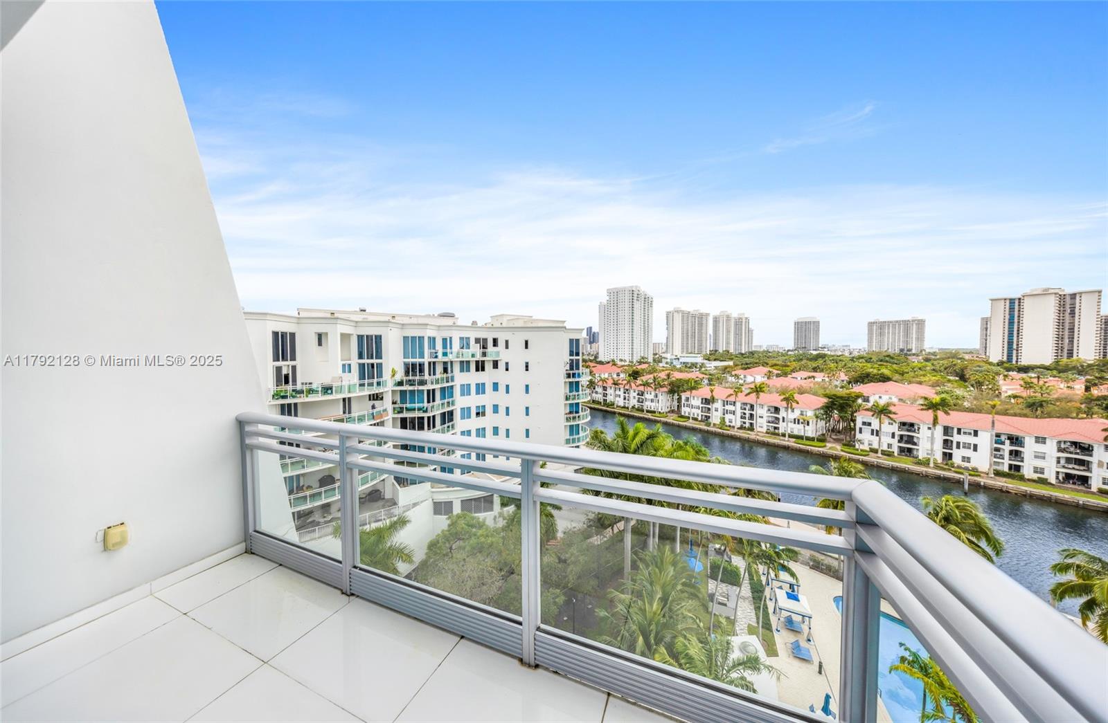 ARTECH RESIDENCES AT AVEN - Residential Lease