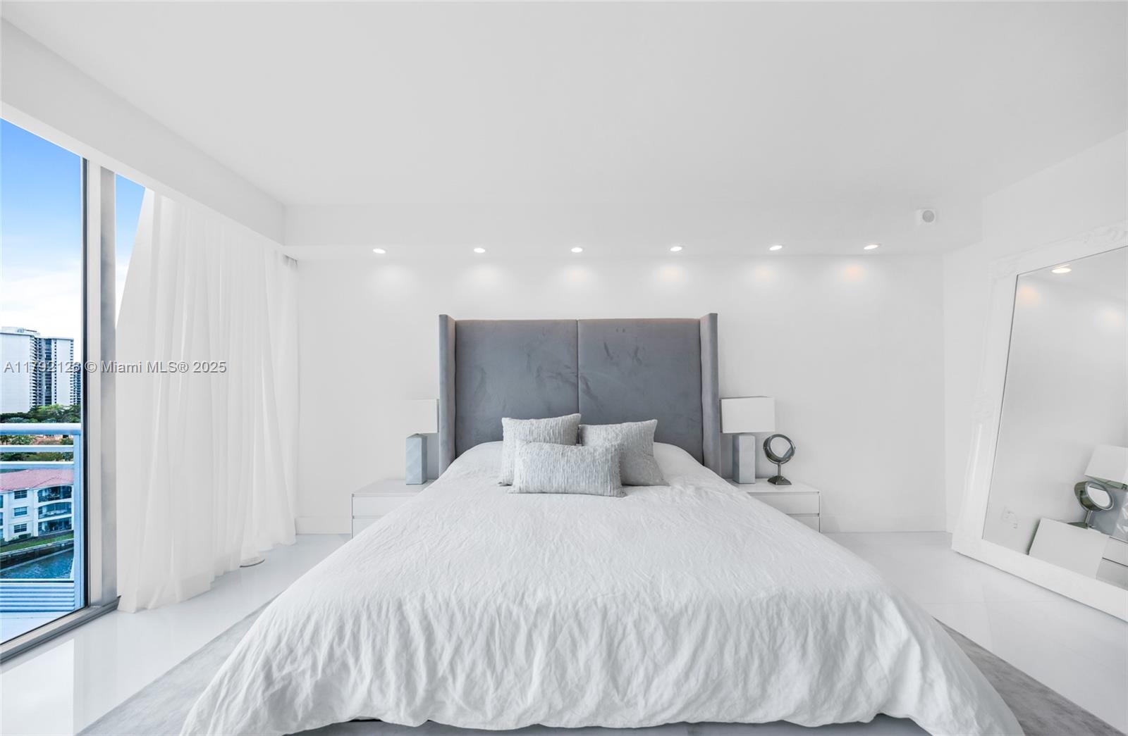ARTECH RESIDENCES AT AVEN - Residential Lease
