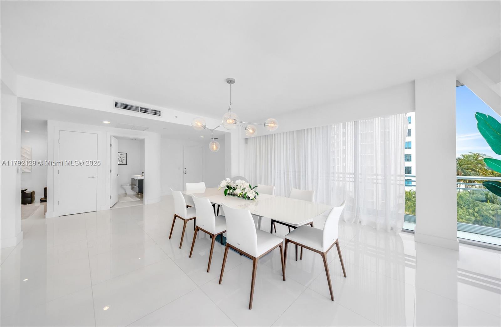 ARTECH RESIDENCES AT AVEN - Residential Lease
