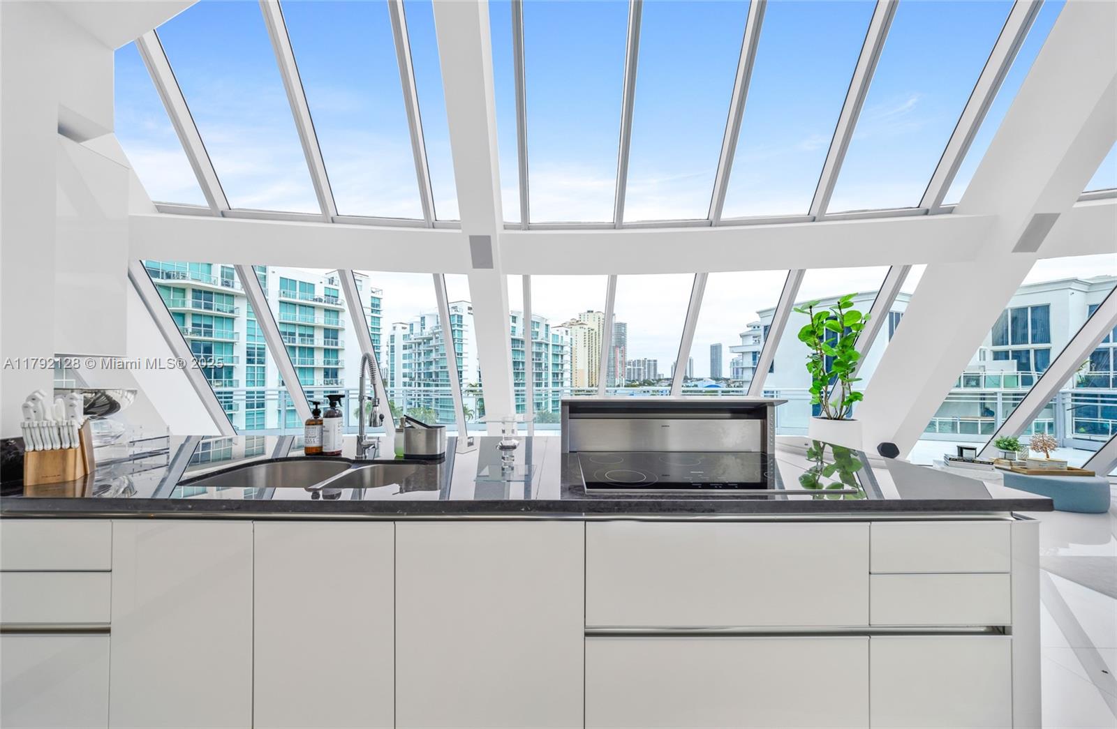 ARTECH RESIDENCES AT AVEN - Residential Lease