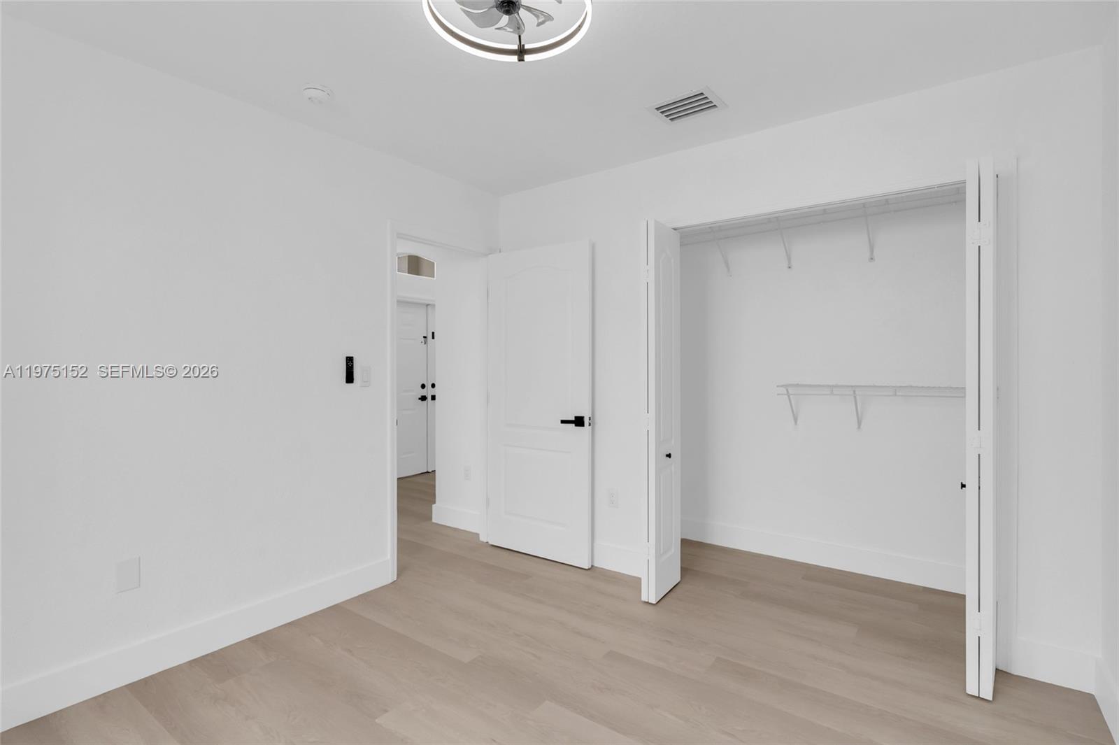 SUNSET LAKES ESTATES 1ST - Residential