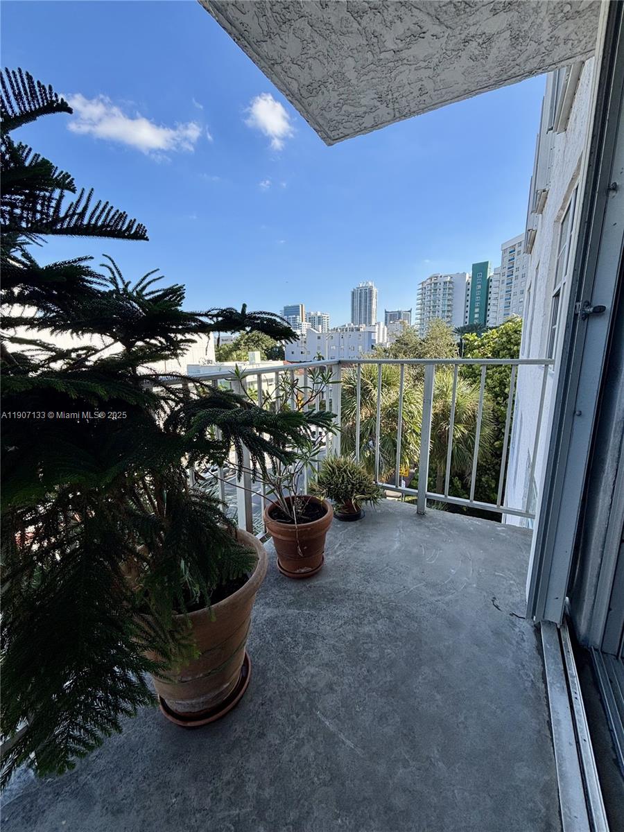 BOSTON PLAZA CONDO - Residential