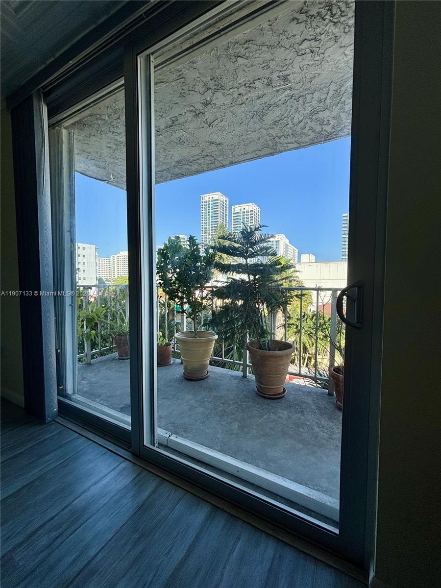 BOSTON PLAZA CONDO - Residential