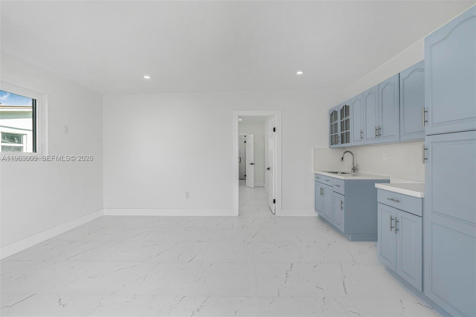 CORAL GABLES HEIGHTS - Residential Lease
