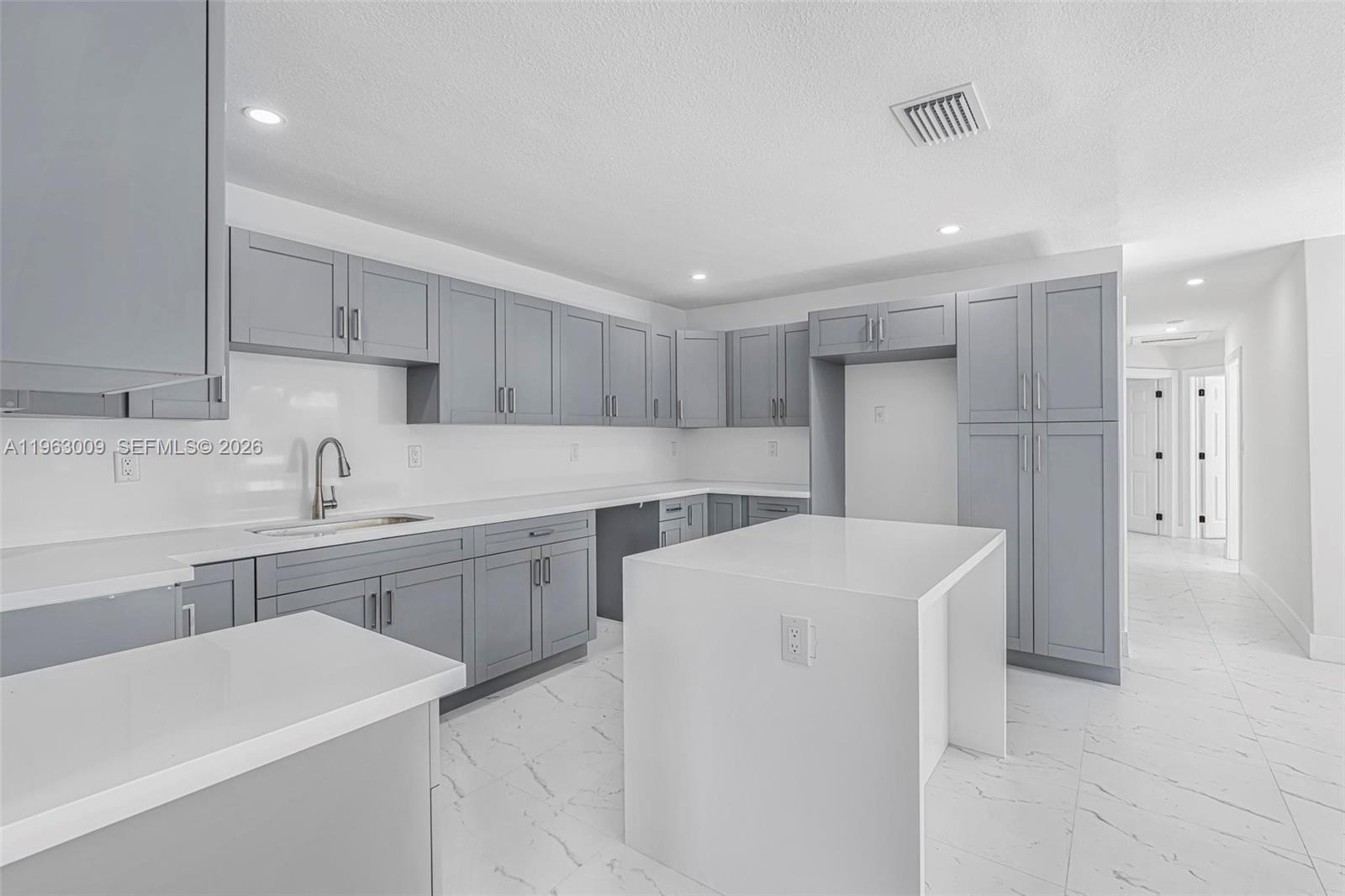 CORAL GABLES HEIGHTS - Residential Lease