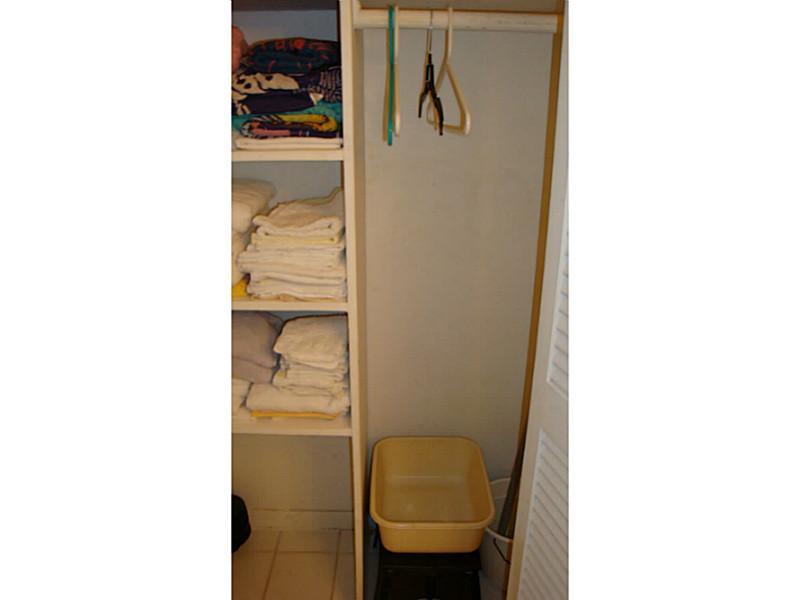 PLAZA TOWERS SOUTH CONDO - Residential Lease