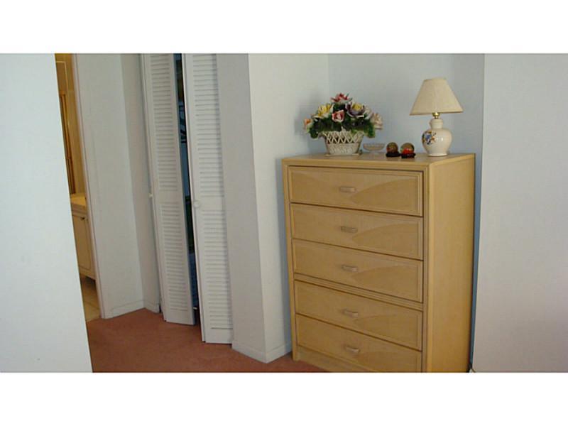 PLAZA TOWERS SOUTH CONDO - Residential Lease