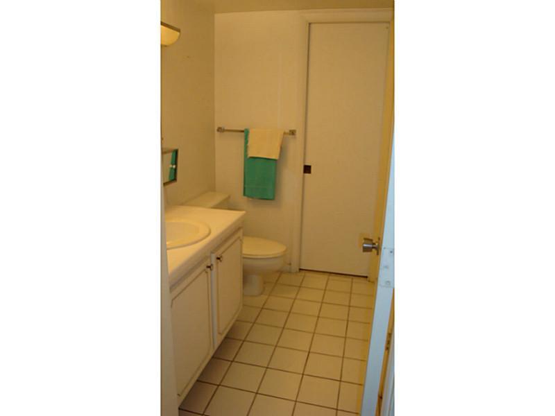 PLAZA TOWERS SOUTH CONDO - Residential Lease