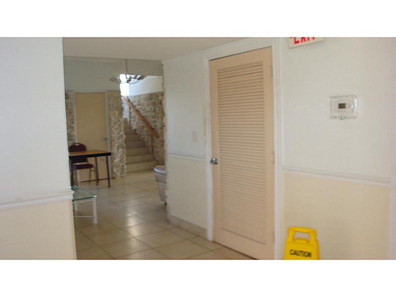 PLAZA TOWERS SOUTH CONDO - Residential Lease