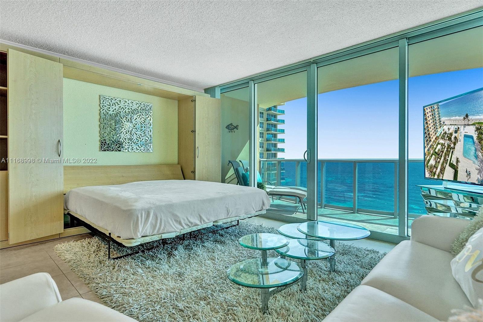 WAVE CONDO - Residential Lease