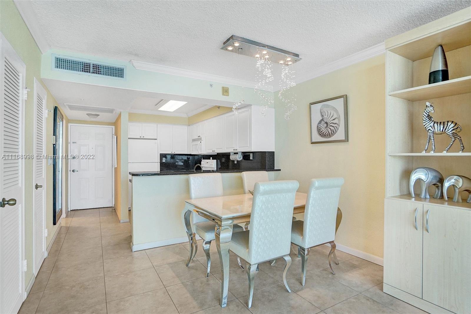 WAVE CONDO - Residential Lease