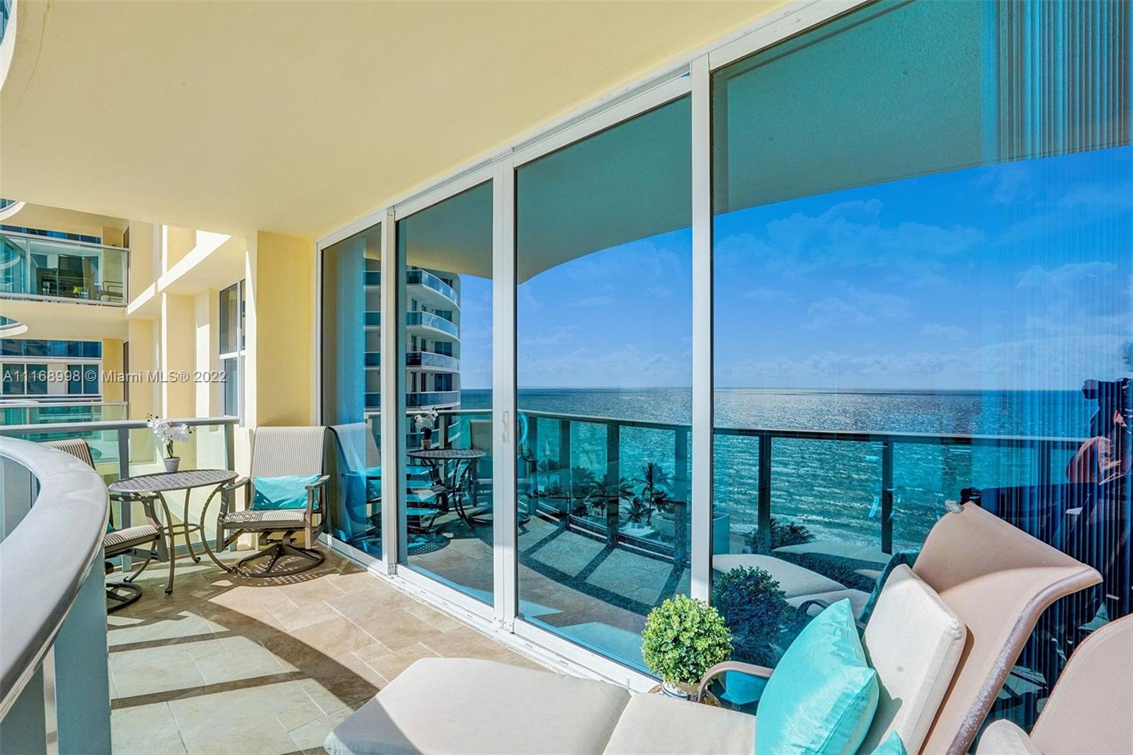 WAVE CONDO - Residential Lease