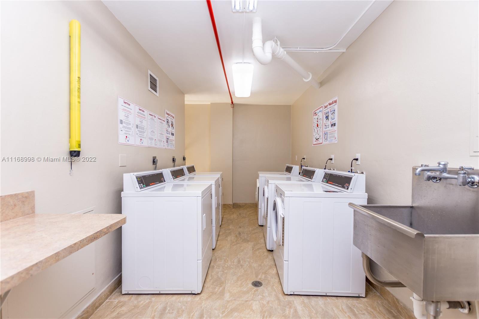 WAVE CONDO - Residential Lease