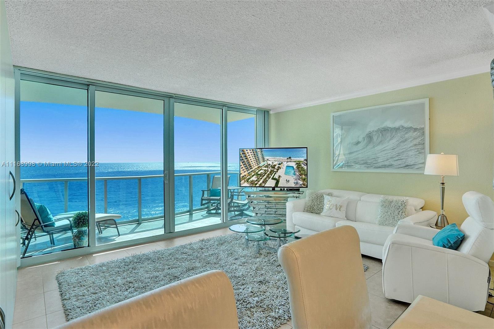 WAVE CONDO - Residential Lease