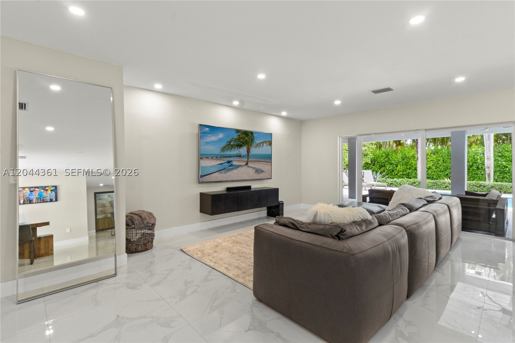 PINE SHORE SEC 3 - Residential