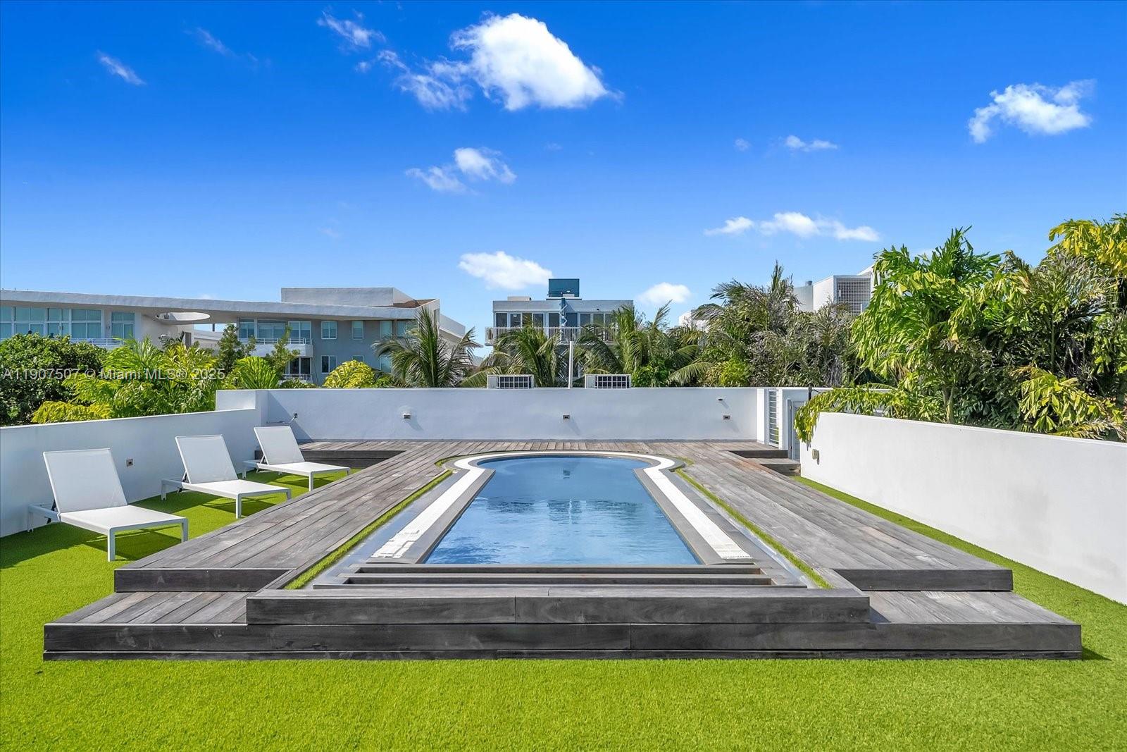 ALTOS DEL MAR NO 1 - Residential