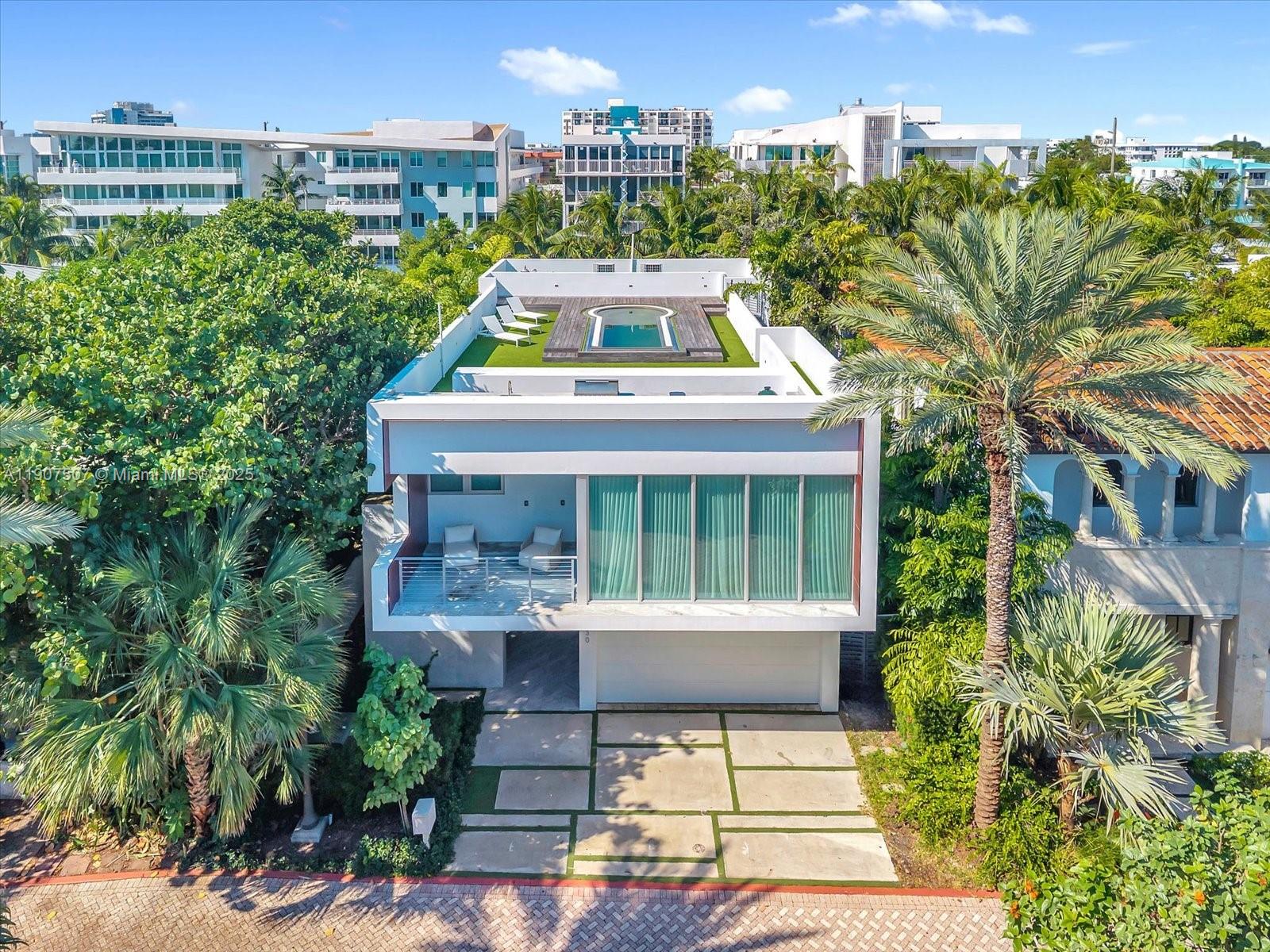 ALTOS DEL MAR NO 1 - Residential