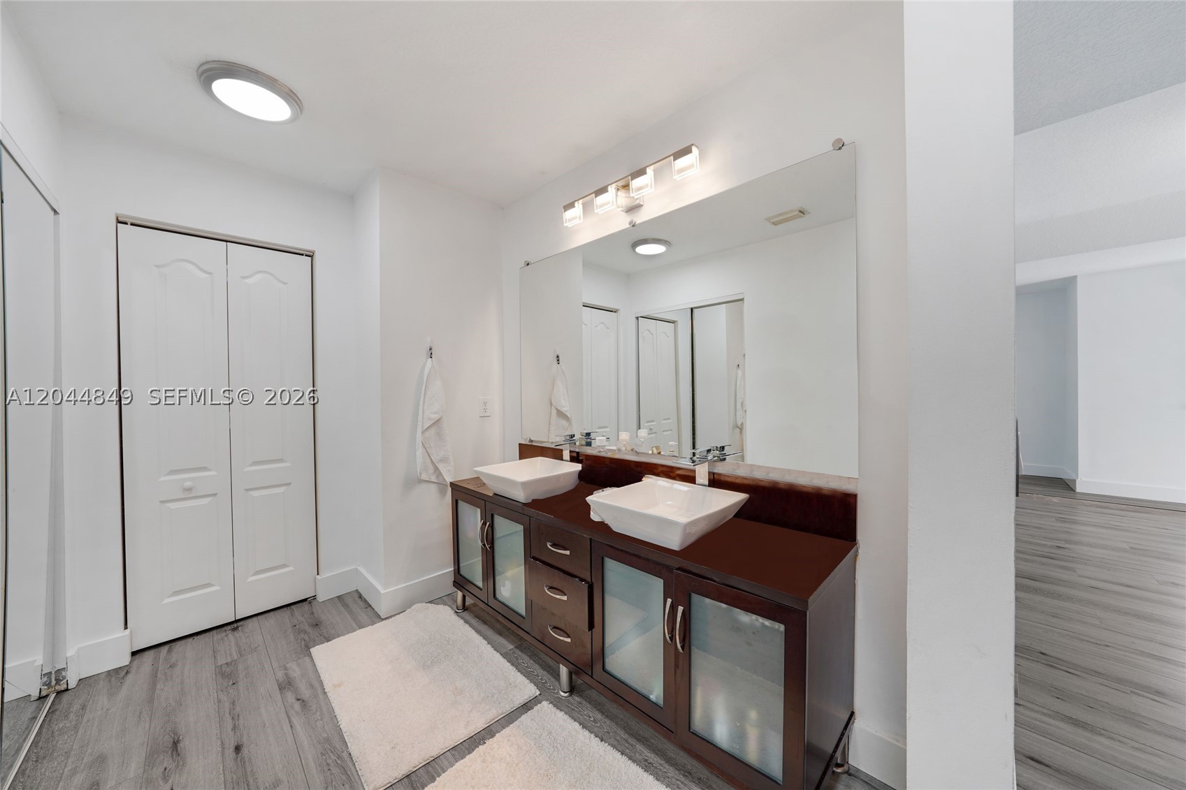 FOREST LAKES ESTATES SEC - Residential