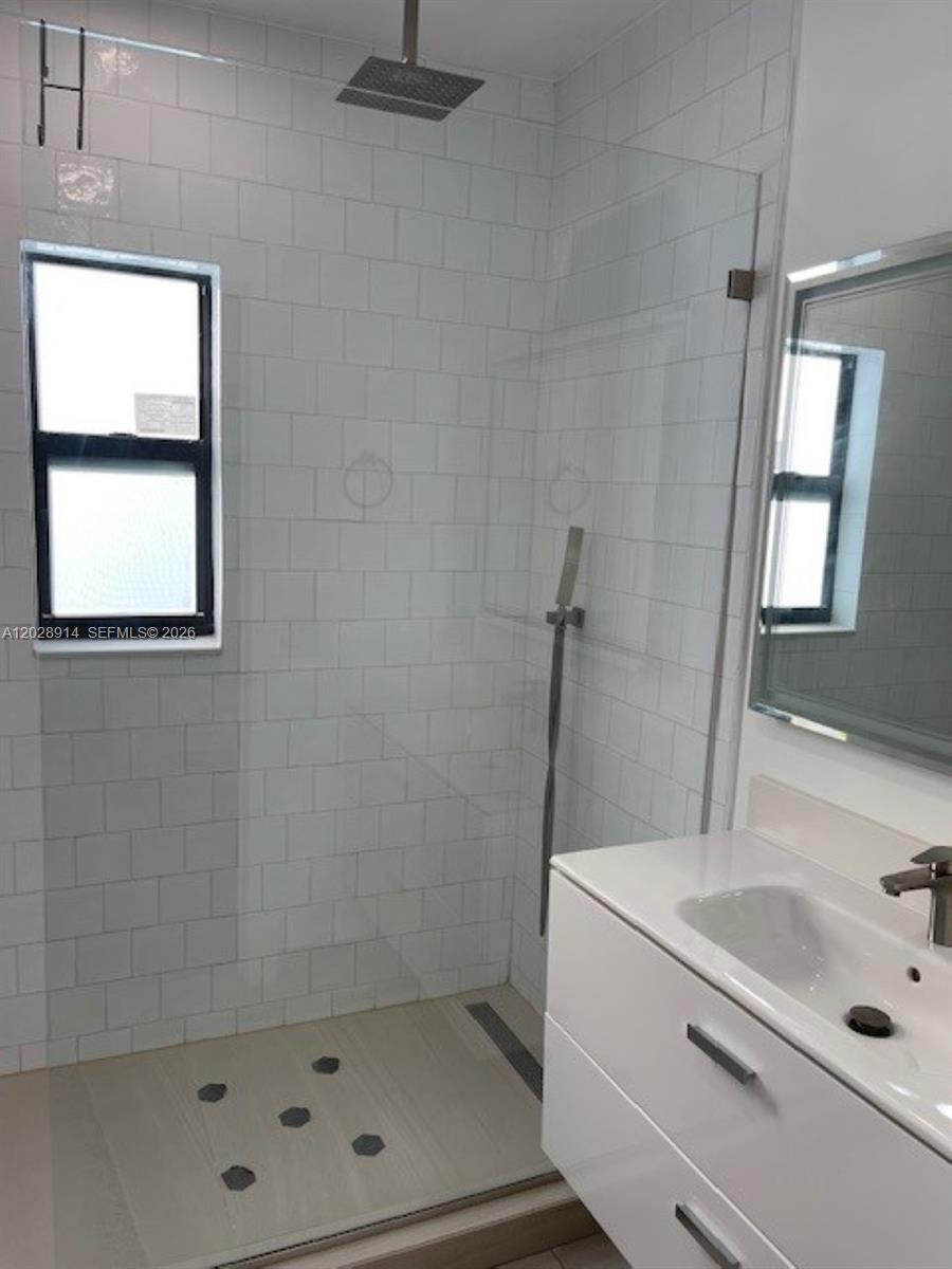 WESTMOOR - Residential Lease