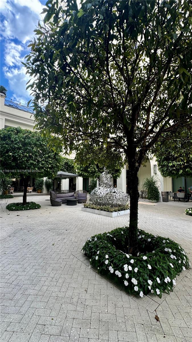 VILLA CAPRI CONDO - Residential