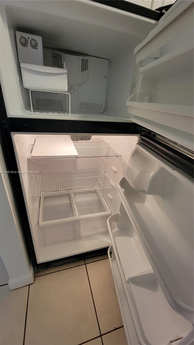 THE PALMS CONDO - Residential Lease