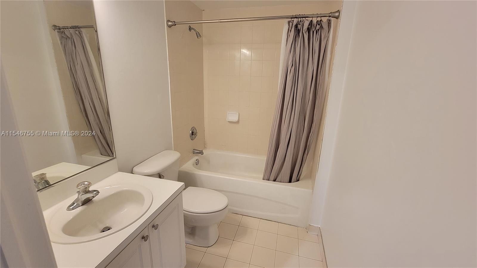 THE PALMS CONDO - Residential Lease