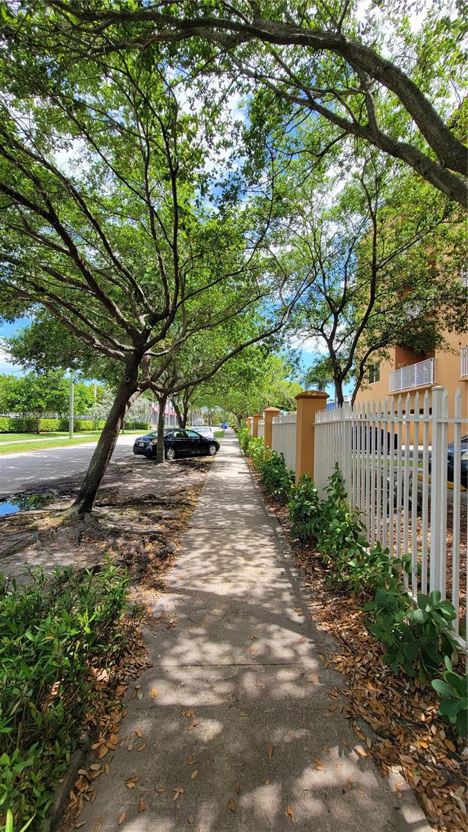 THE PALMS CONDO - Residential Lease