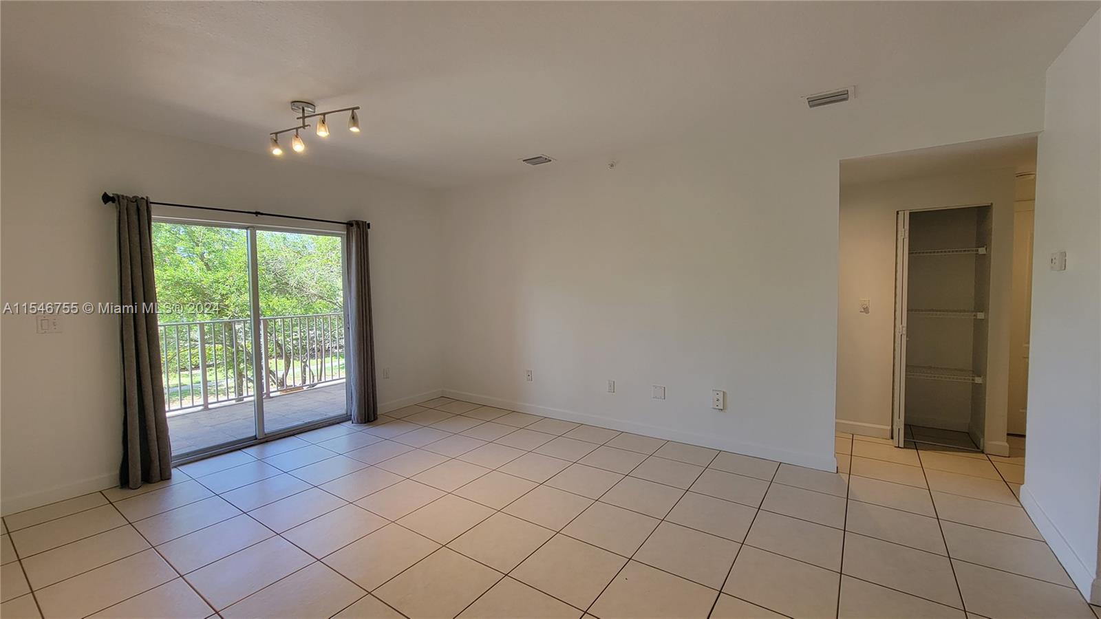 THE PALMS CONDO - Residential Lease