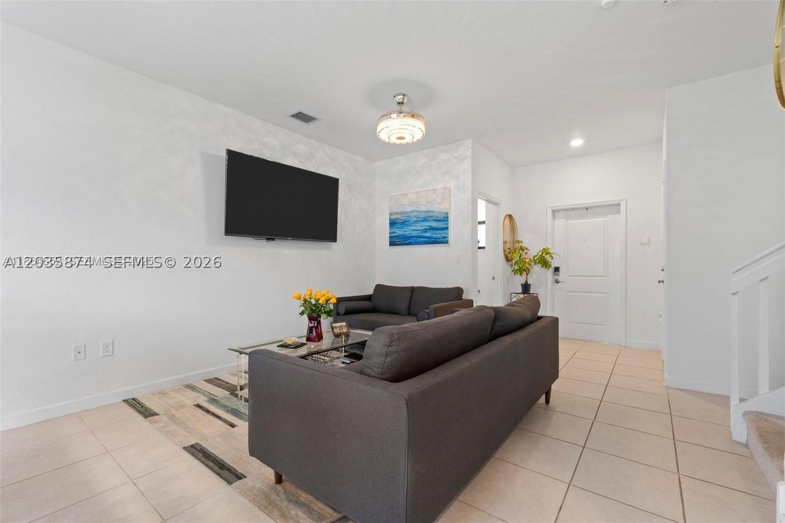 VISTA LAGO - Residential