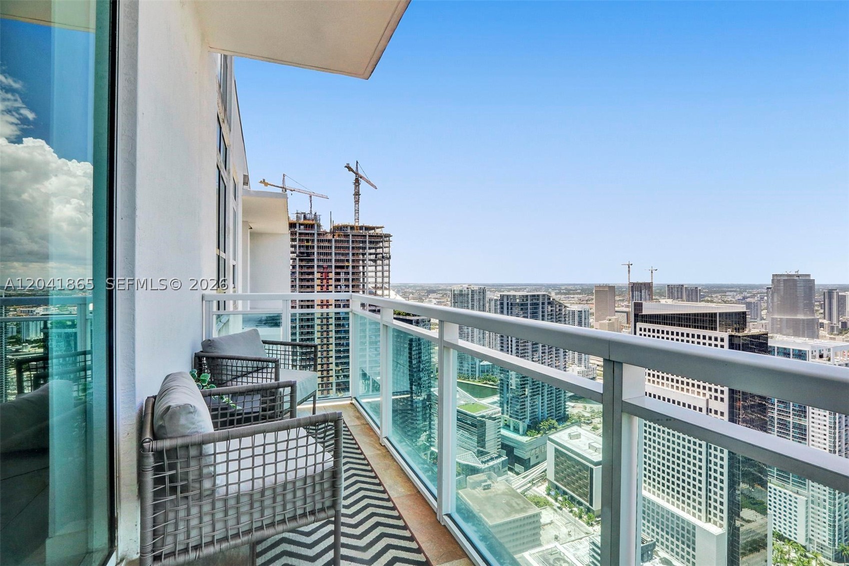 THE PLAZA 851 BRICKELL CO - Residential