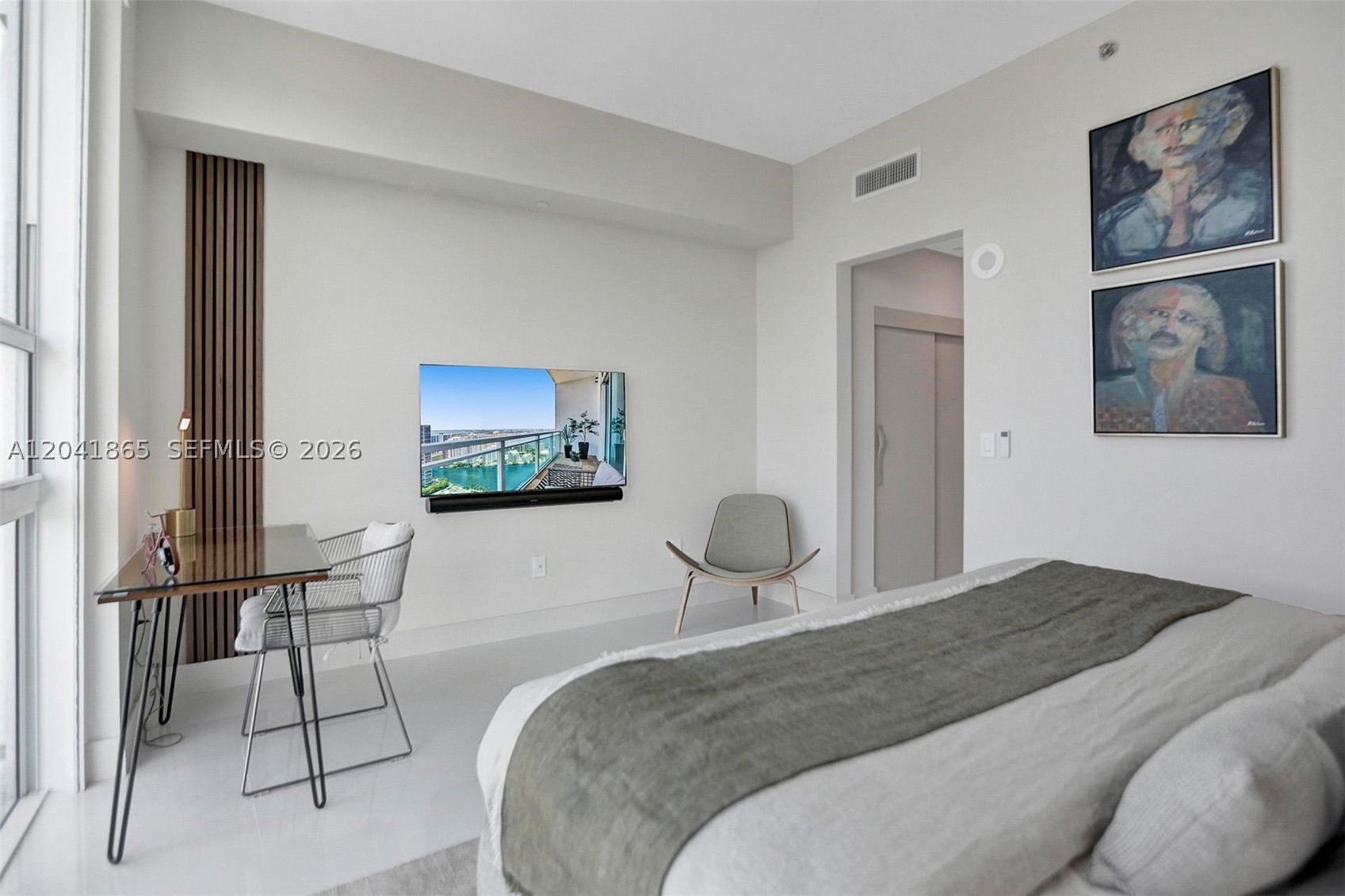 THE PLAZA 851 BRICKELL CO - Residential