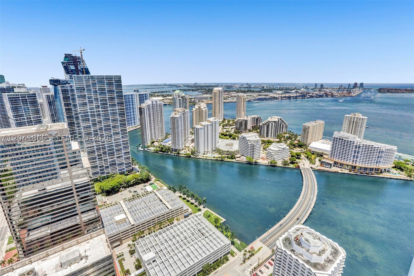 THE PLAZA 851 BRICKELL CO - Residential