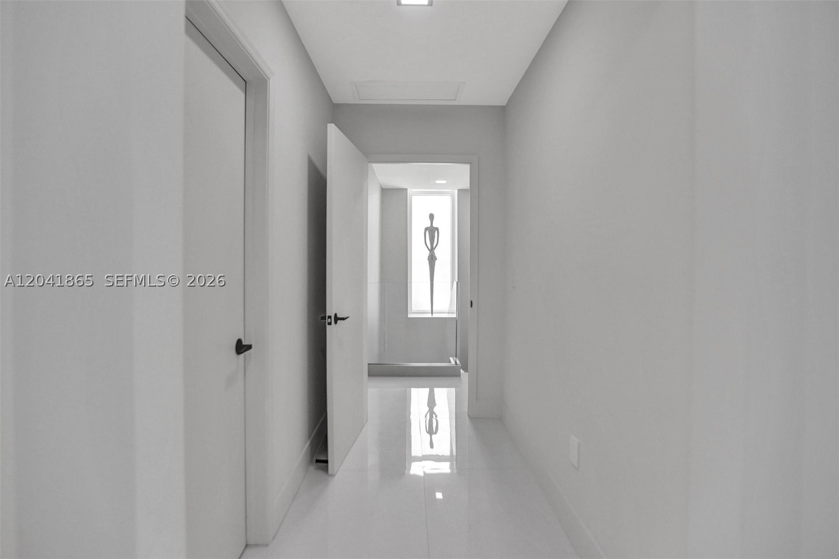 THE PLAZA 851 BRICKELL CO - Residential