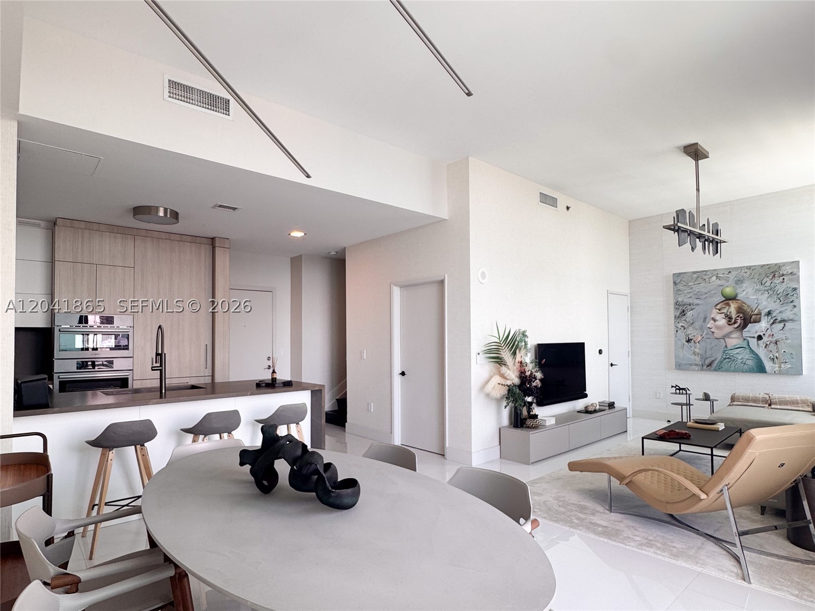 THE PLAZA 851 BRICKELL CO - Residential