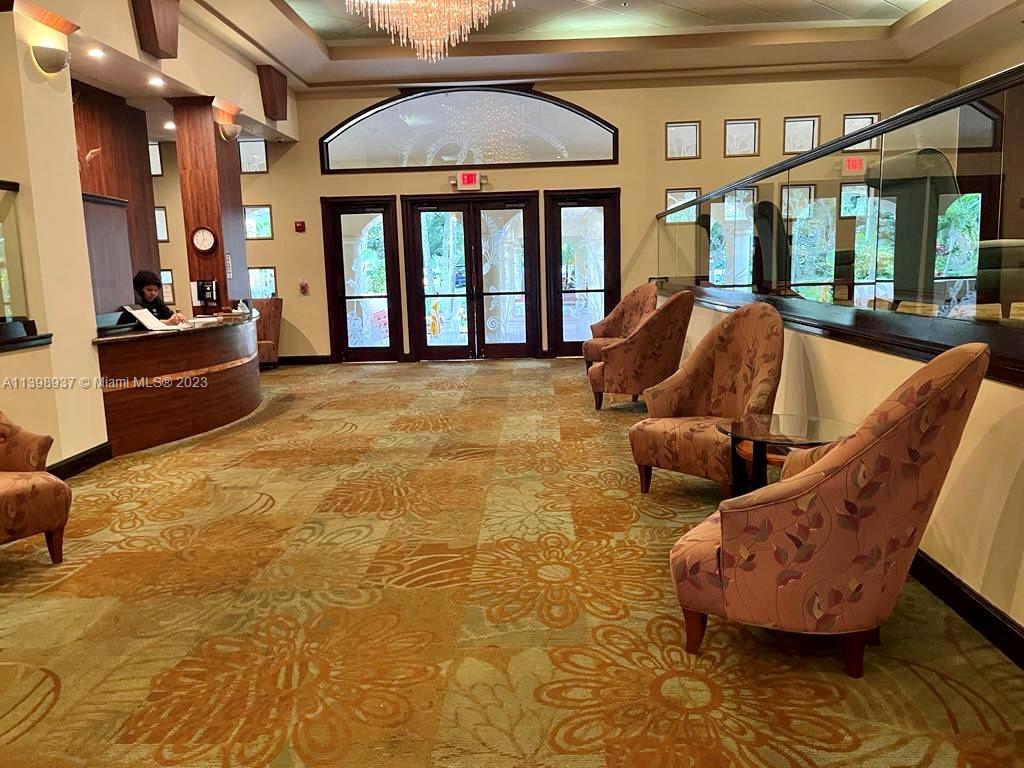 CONDO 27 OF WHITEHALL CON - Residential