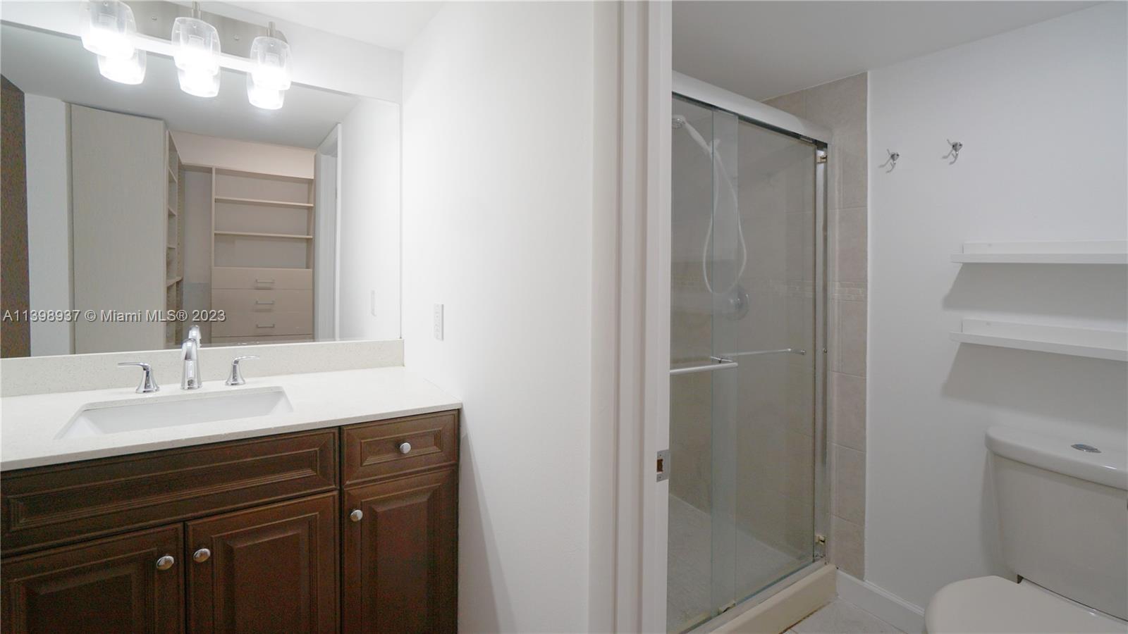 CONDO 27 OF WHITEHALL CON - Residential
